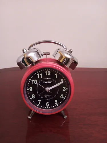 RELOJ DESPERTADOR ANÁLOGO TQ-362-4ADF