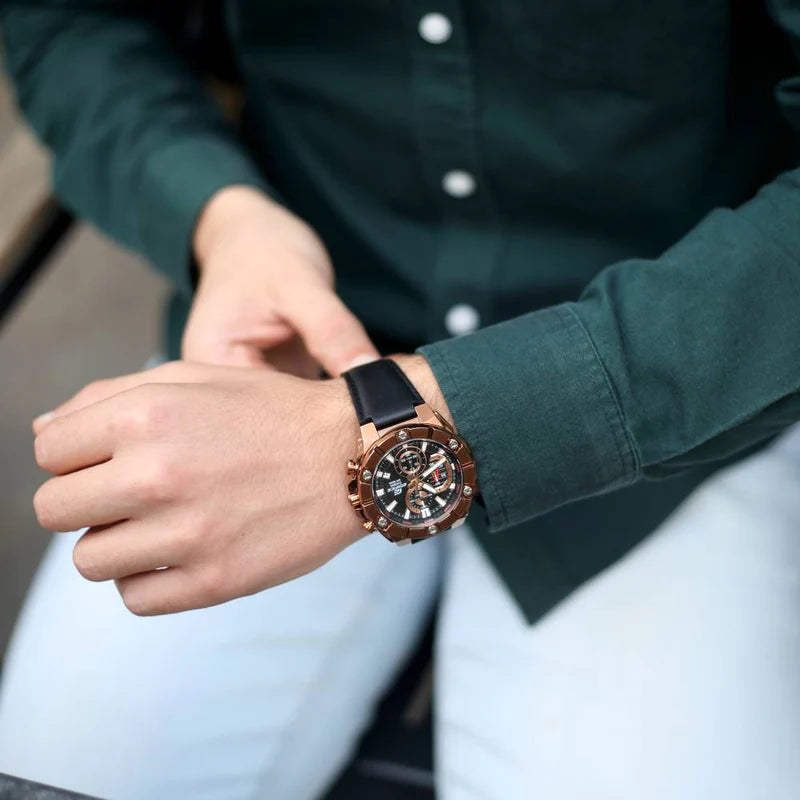 RELOJ CASIO EDIFICE CUERO NEGRO / DORADO