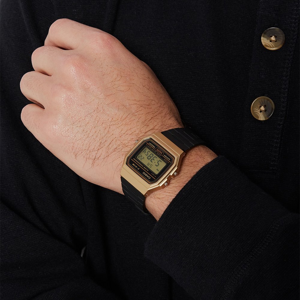 RELOJ CASIO RESINA DORADO/ NEGRO 9A