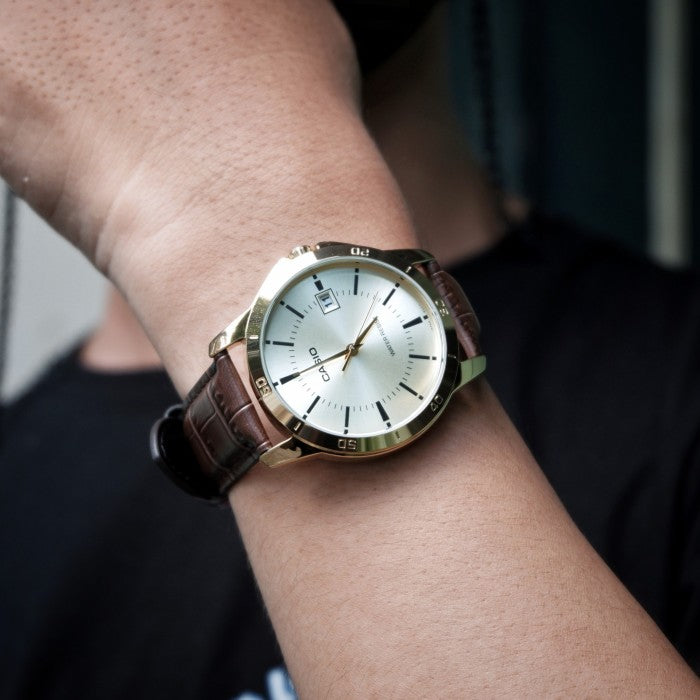 RELOJ CASIO CUERO 9AU