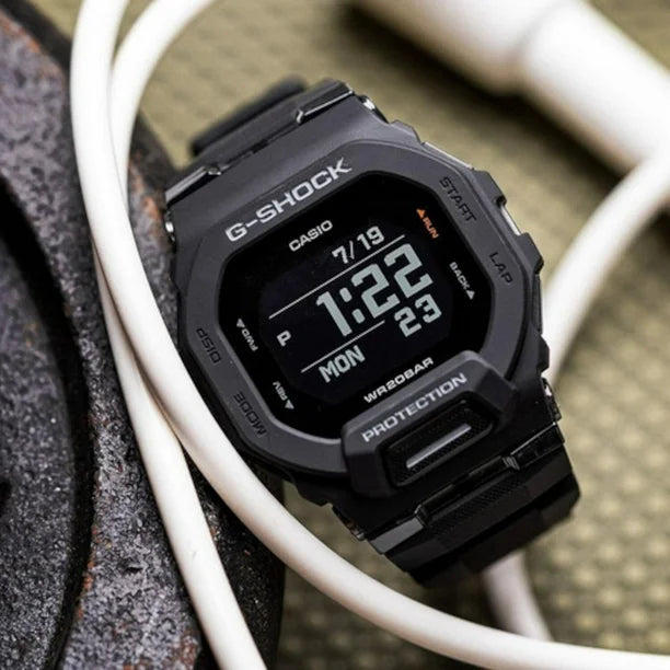 RELOJ CASIO G-SHOCK GSQUAD SERIE GBD200-1
