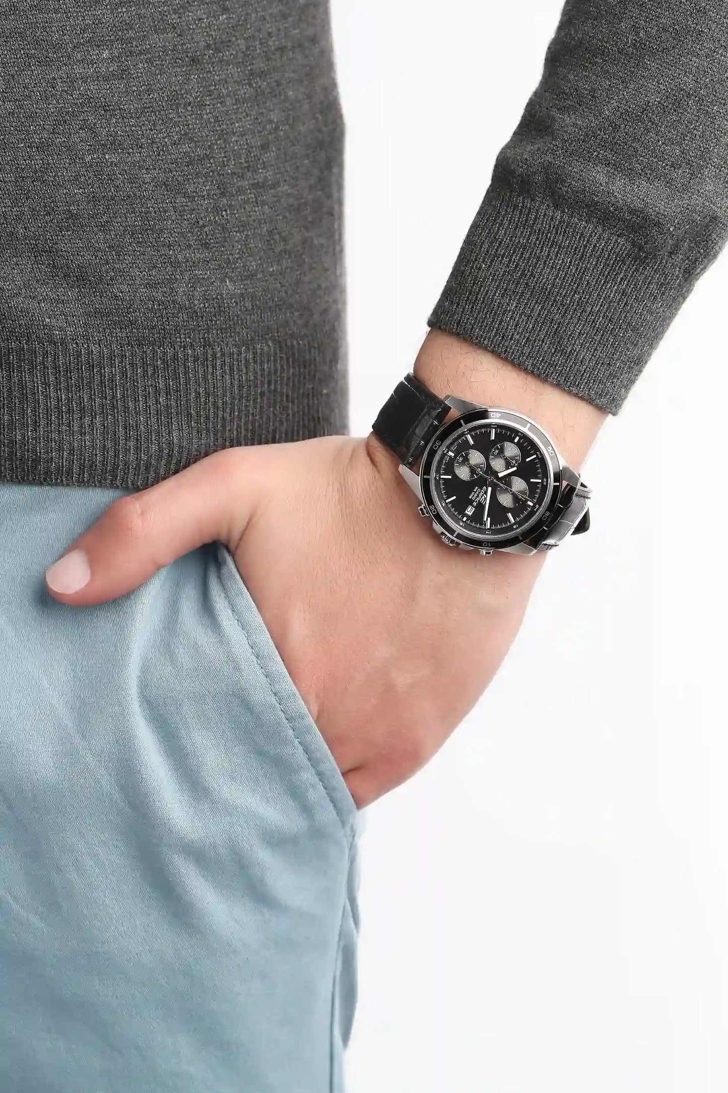 RELOJ CASIO EDIFICE CUERO NEGRO/ CROMADO