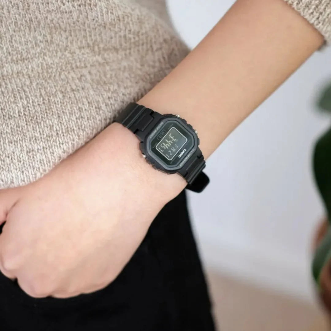 RELOJ CASIO LA-20WH-1B